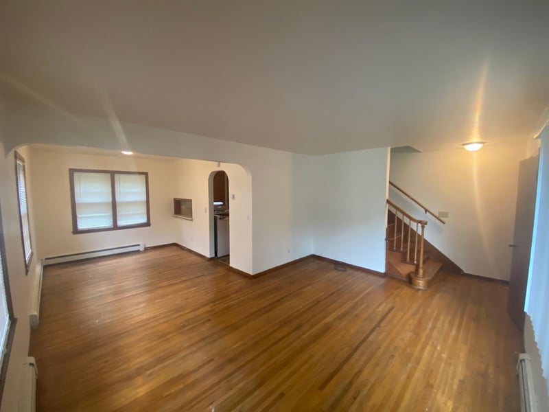 716 8th St S, Moorhead, MN 56560