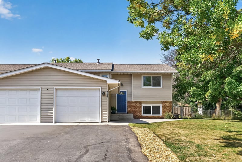 9143 Forestview Ln N, Maple Grove, MN 55369