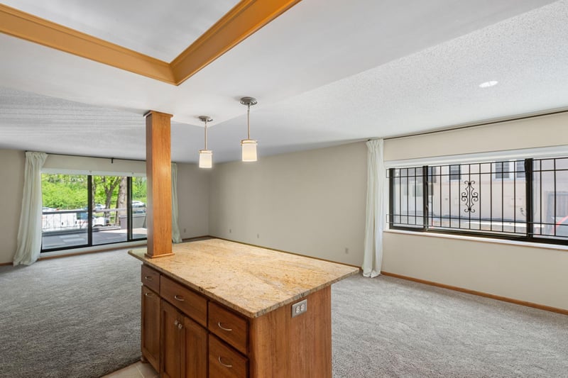 2885 Knox Ave S #208, Minneapolis, MN 55408