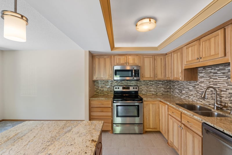 2885 Knox Ave S #208, Minneapolis, MN 55408