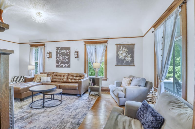 322 3rd Ave SE, Pelican Rapids, MN 56572