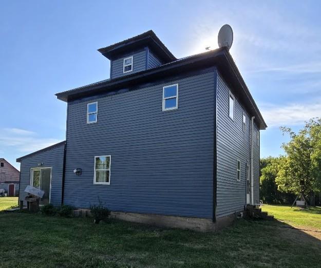 92883 510th Ave, Windom, MN 56101