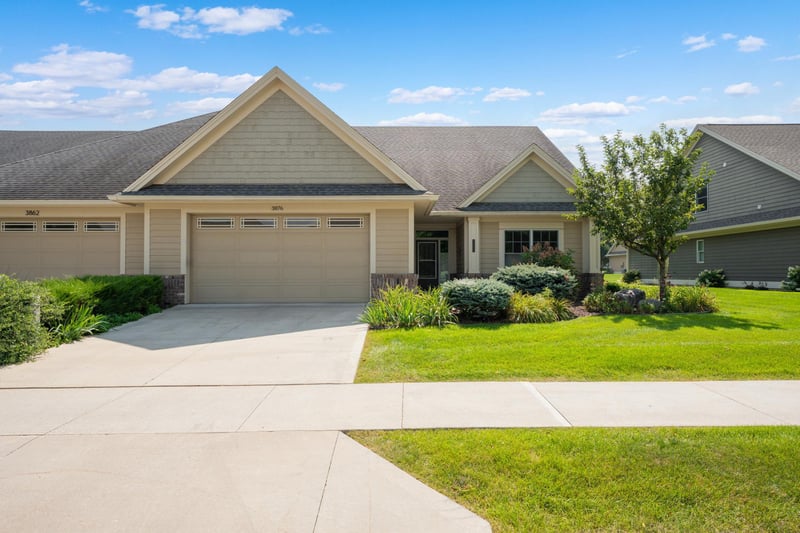 3876 Berkshire Rd SW, Rochester, MN 55902