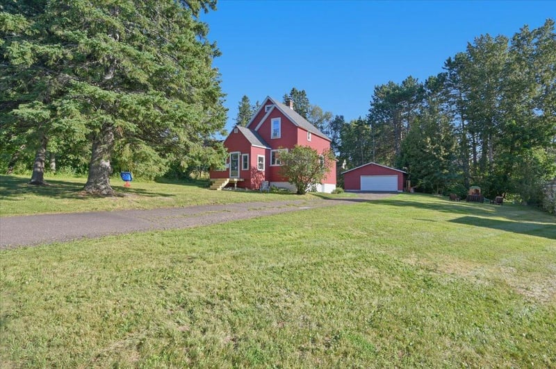 12 W Winona St, Duluth, MN 55803