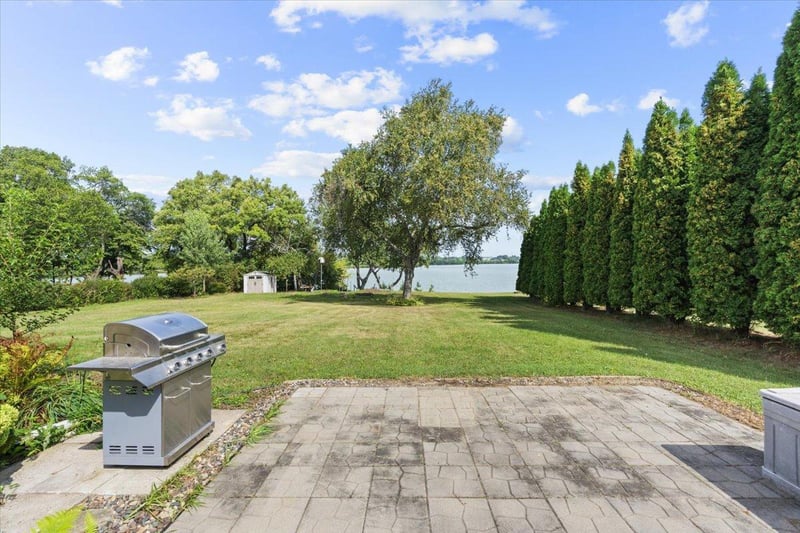 4090 Highland Ave, White Bear Lake, MN 55110