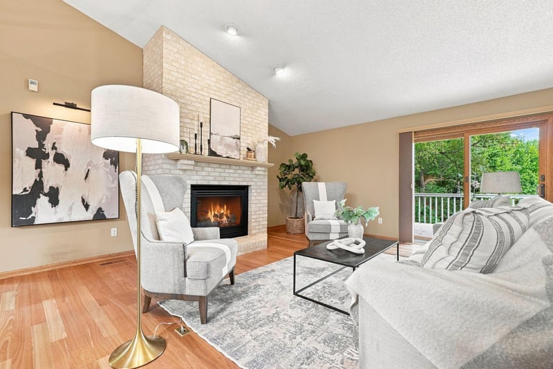 4166 Thornhill Ln, Vadnais Heights, MN 55127