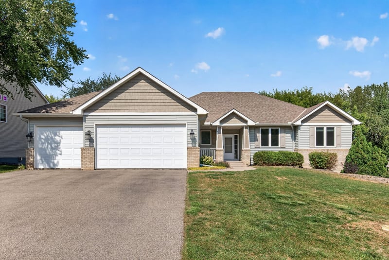 2311 Seurer St, Elko New Market, MN 55054