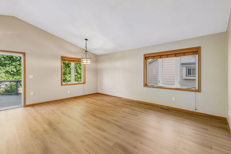 17200 Fieldcrest Ave, Farmington, MN 55024