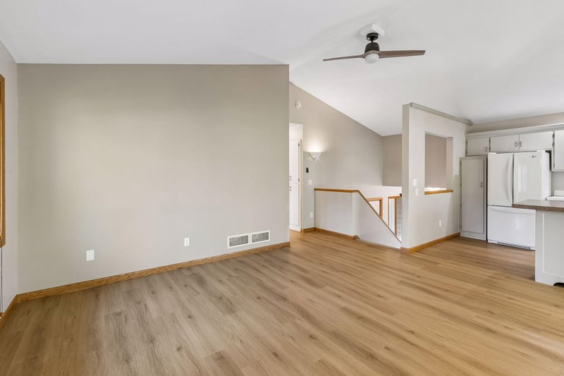 17200 Fieldcrest Ave, Farmington, MN 55024