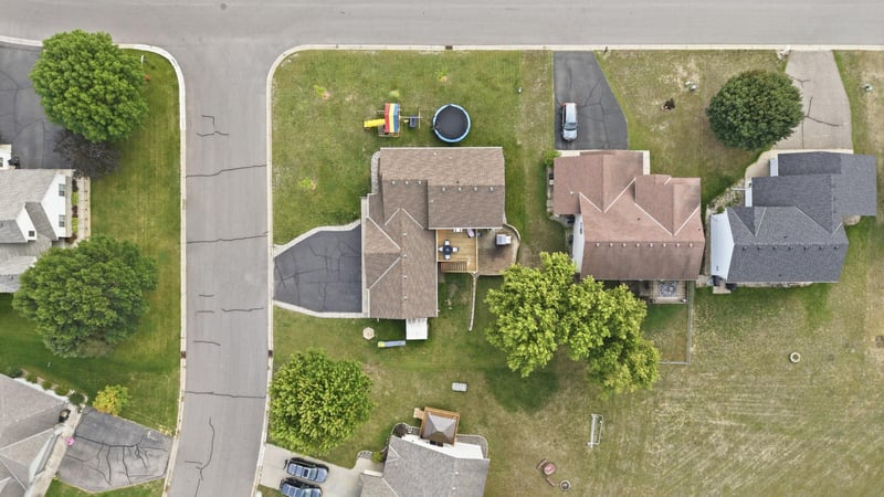 443 Cedarwood Ct, Waite Park, MN 56387