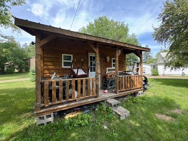 509 Jefferson Ave S, Sebeka, MN 56477
