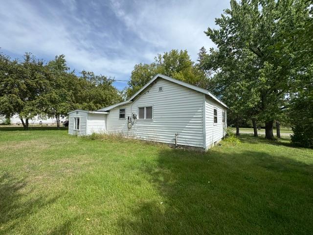 509 Jefferson Ave S, Sebeka, MN 56477