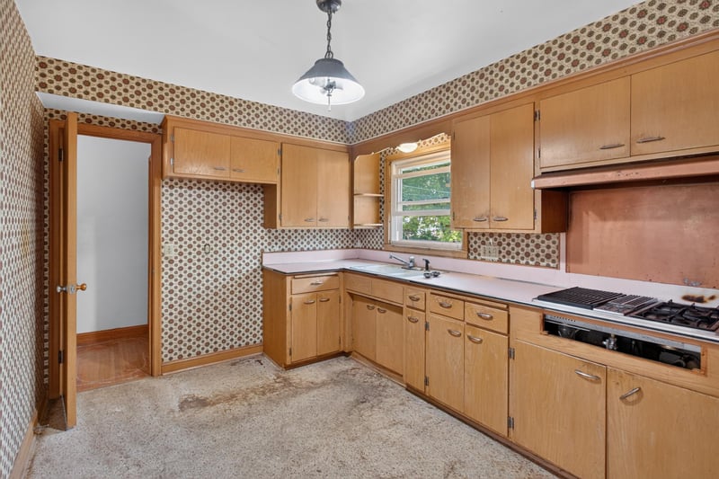 6324 France Ave N, Brooklyn Center, MN 55429