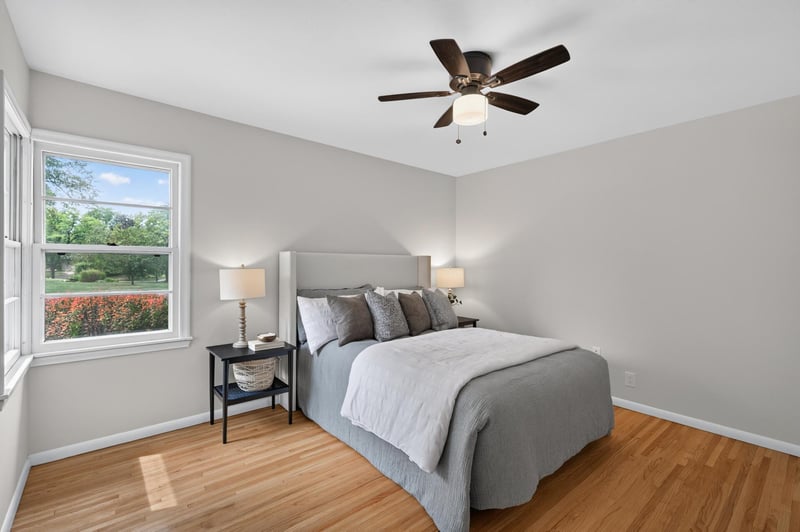 1325 Flag Ave S, Saint Louis Park, MN 55426