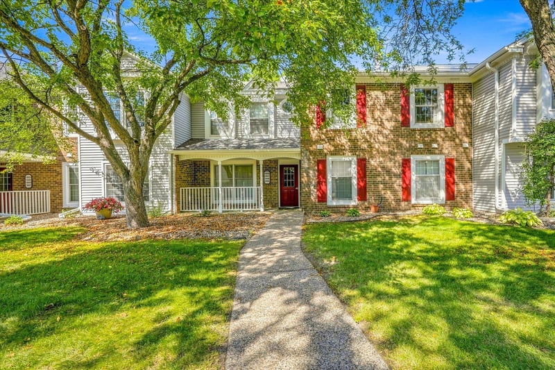 10943 Quebec Ave S, Bloomington, MN 55438