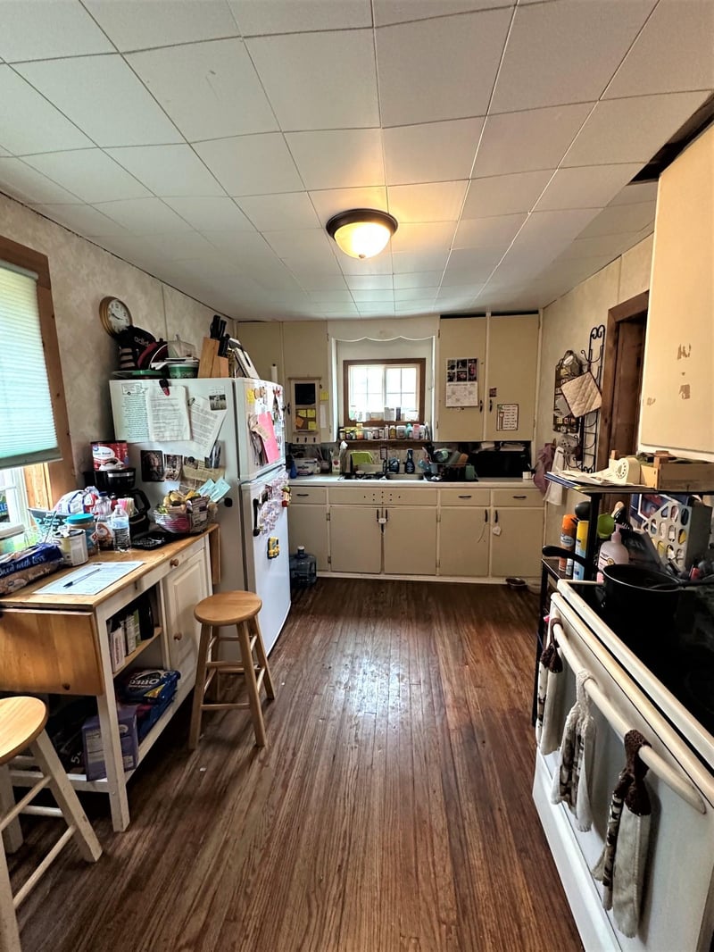 559 S 1st St, Montevideo, MN 56265