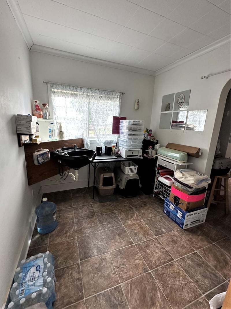 559 S 1st St, Montevideo, MN 56265