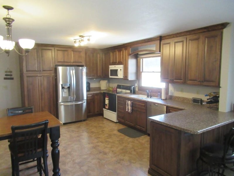 303 E 4th Ave, Beaver Creek, MN 56116