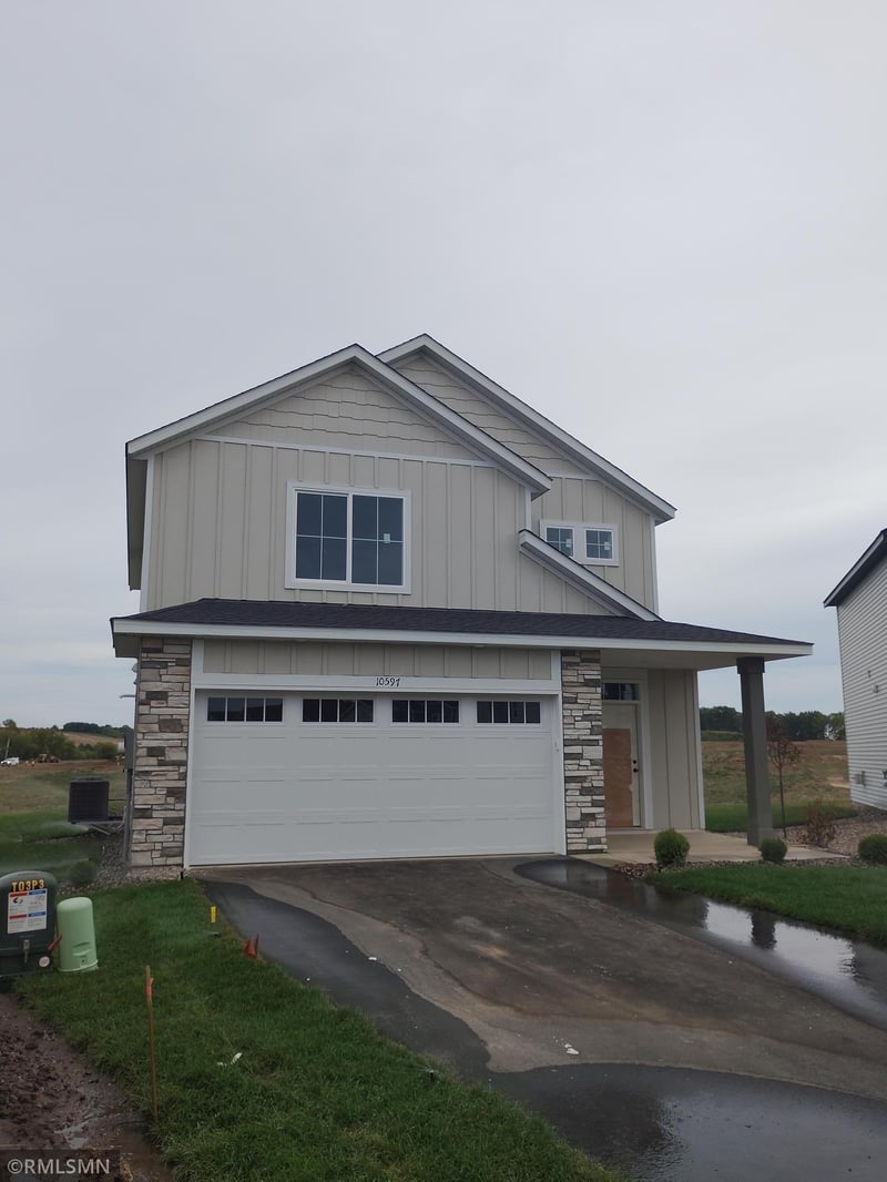 10597 Goodview Ave S, Cottage Grove, MN 55016