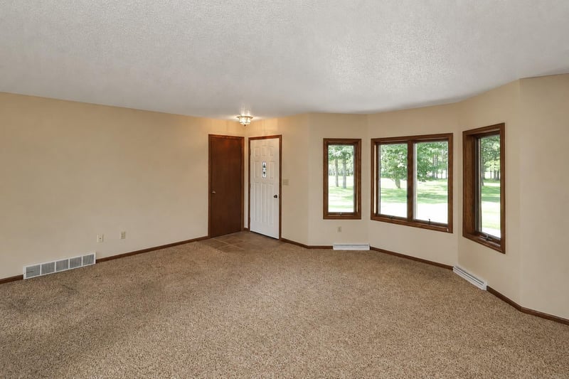 8952 Indian Rd NW, Rice, MN 56367