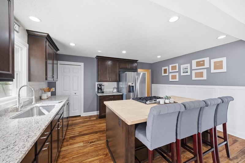 4464 Wilshire Blvd, Mound, MN 55364