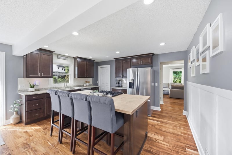 4464 Wilshire Blvd, Mound, MN 55364