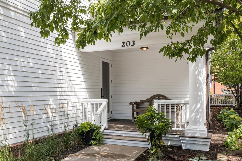 203 Mill St #N202, Excelsior, MN 55331