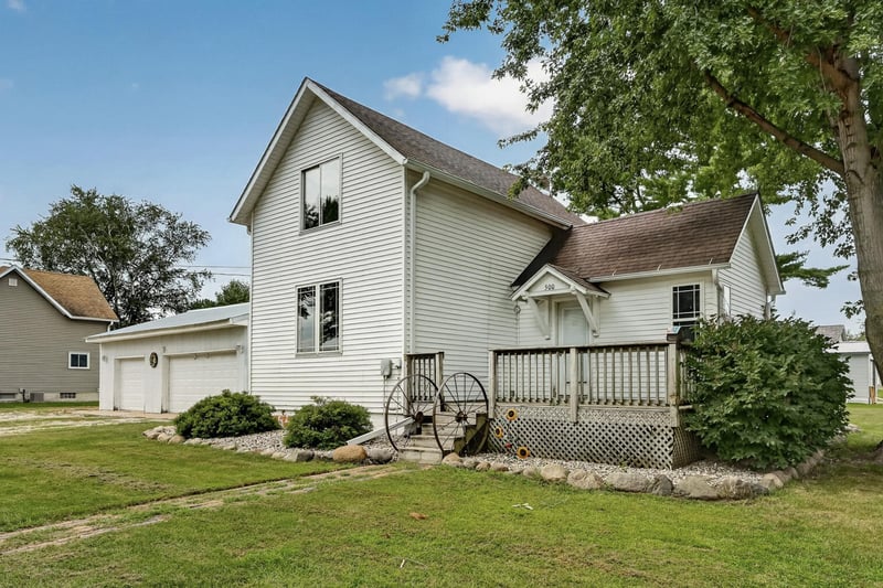 500 Center Ave S, Hayfield, MN 55940
