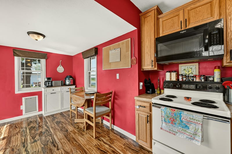 500 Center Ave S, Hayfield, MN 55940