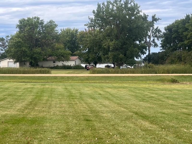 1630 Edgewater Dr E, Lake Benton, MN 56149