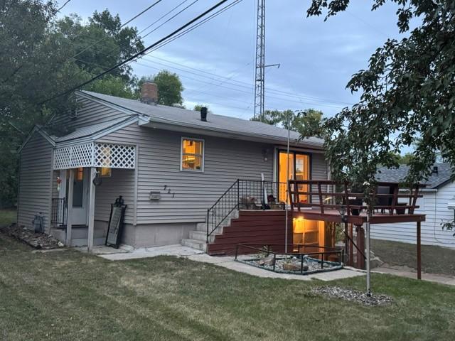 721 Riverside Ct, Fergus Falls, MN 56537