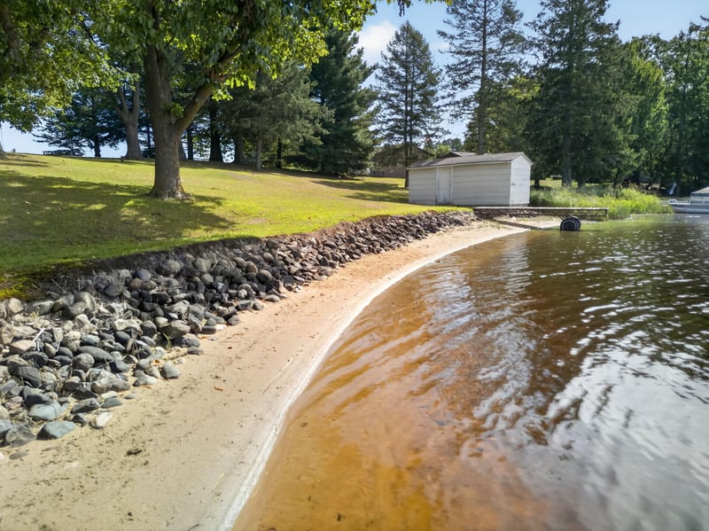 2513 E Grenquist Lake Ln, Cumberland, WI 54829