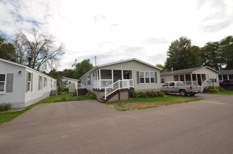 30160 Olinda Trl, Lindstrom, MN 55045