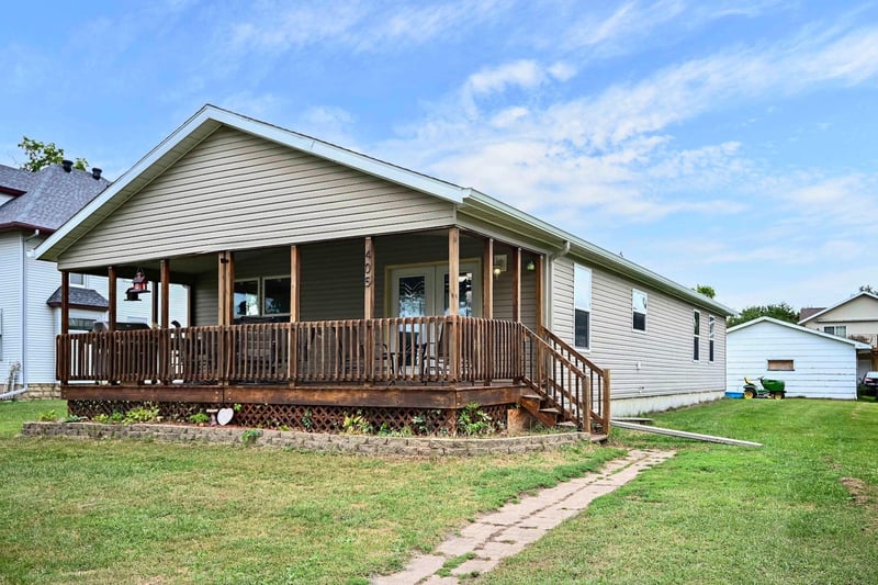405 E Rushford Ave, Rushford, MN 55971