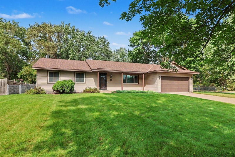 2001 102nd Ave NW, Coon Rapids, MN 55433