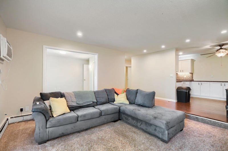 4201 Lakeside Ave N #302, Brooklyn Center, MN 55429
