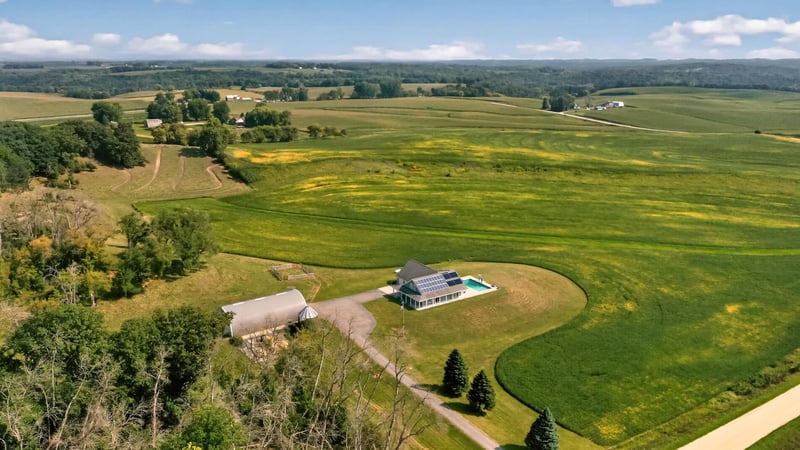 4459 130th St NW, Mazeppa, MN 55956