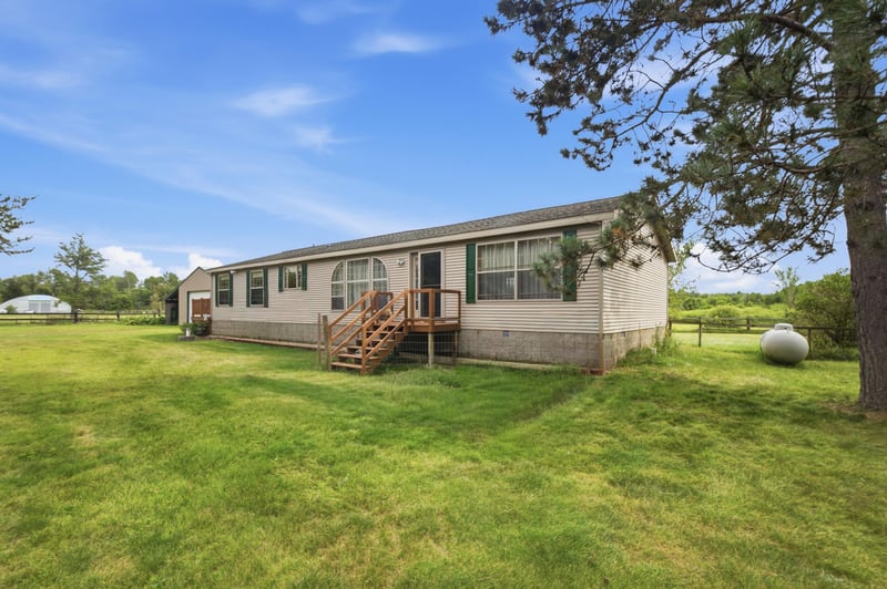 8165 56th St SW, Staples, MN 56479