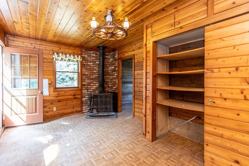 7611 County Road 73 NE, Nelson, MN 56355