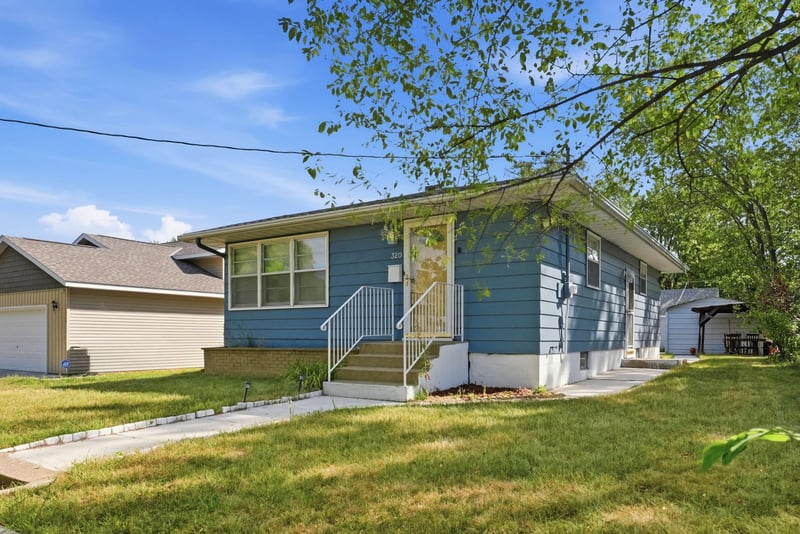 320 26th Ave N, Saint Cloud, MN 56303