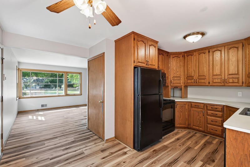 7200 Cartisian Ave, Brooklyn Park, MN 55428