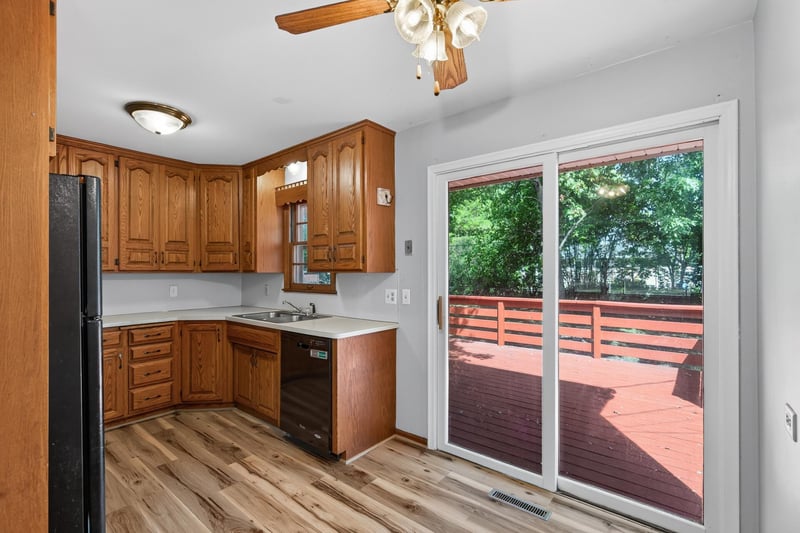 7200 Cartisian Ave, Brooklyn Park, MN 55428