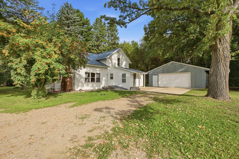 2615 155th Ave, Clear Lake, MN 55319