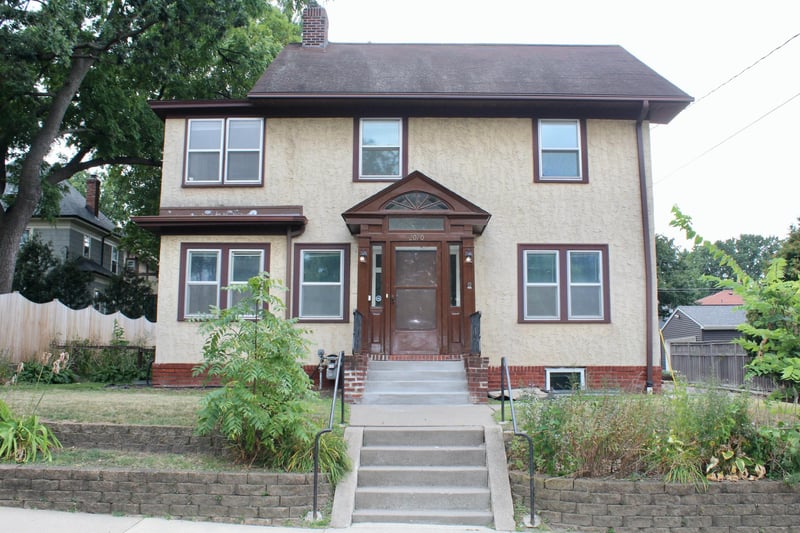 2070 Goodrich Ave, Saint Paul, MN 55105