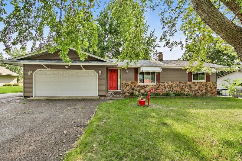 610 24 1/2 Ave NE, Sauk Rapids, MN 56379