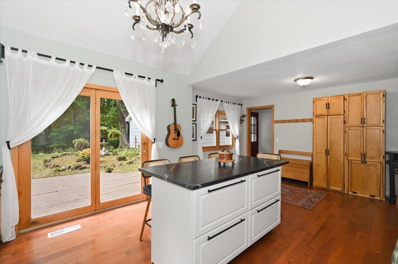 6988 S East Lake Blvd, Lake Nebagamon, WI 54849