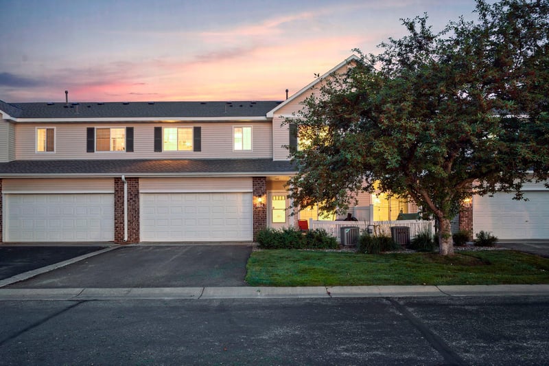 624 Tamarack Trl, Farmington, MN 55024