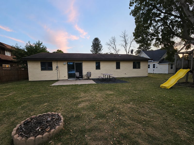 360 Elm St S, Prescott, WI 54021