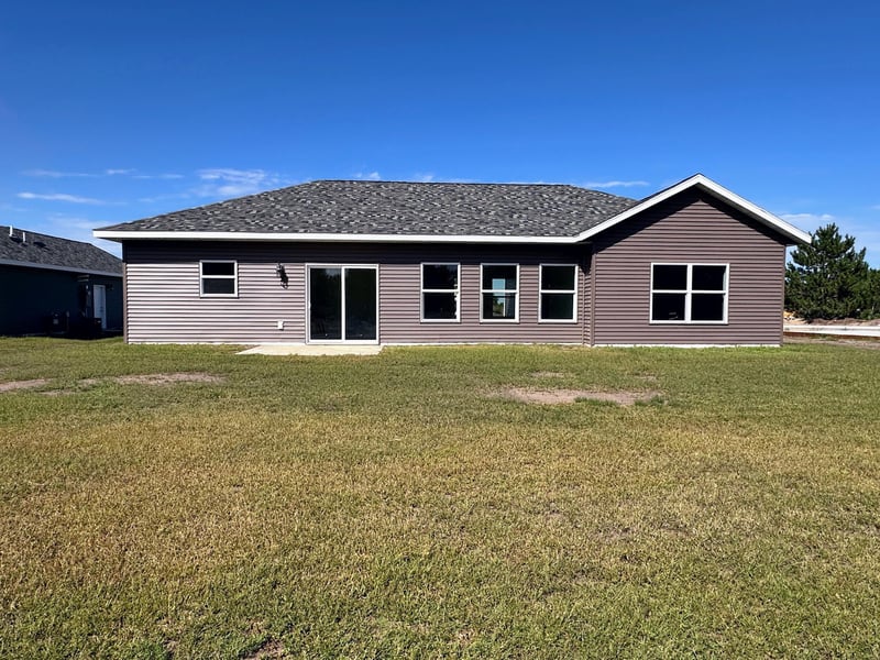 707 Cherry Ln, Perham, MN 56573