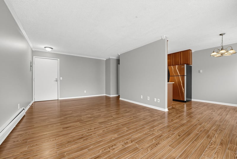 3540 Hennepin Ave #324, Minneapolis, MN 55408